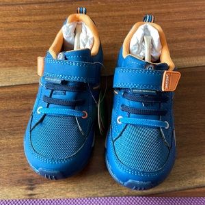Pediped justice shoes, size 28